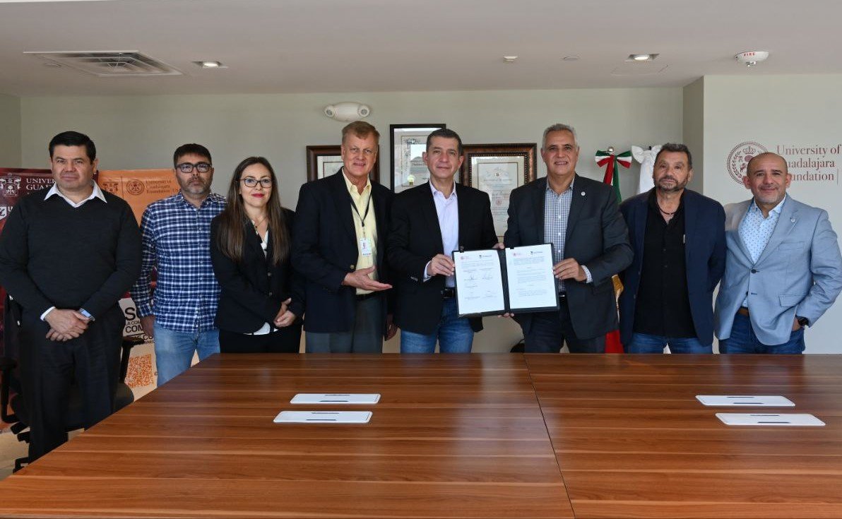 UDG USA y NAIMA firman convenio en favor de la comunidad migrante